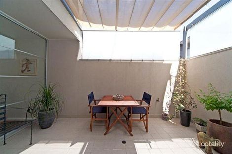 Property photo of 12 Todd Place Adelaide SA 5000