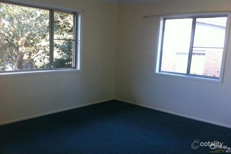 Property photo of 23 Bingara Street Mount Lofty QLD 4350