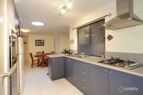 Property photo of 2 Bayley Close Gosnells WA 6110