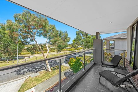 Property photo of 5 Waterbloom Avenue Clyde North VIC 3978