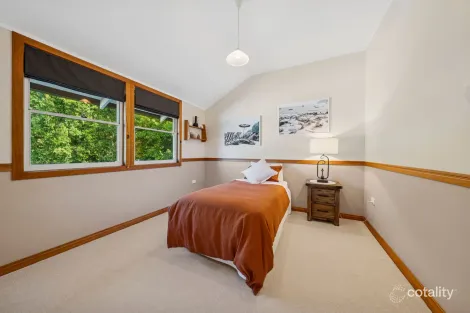 Property photo of 39 Bogunda Street The Gap QLD 4061
