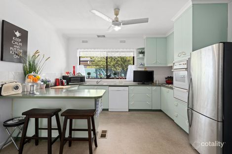 Property photo of 20 Oak Avenue Benalla VIC 3672