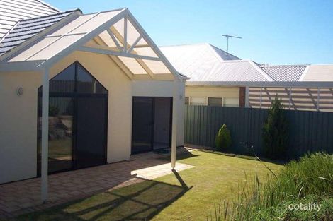 Property photo of 37 Trinity Circuit Mawson Lakes SA 5095