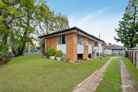 Property photo of 1 Bannerman Street Riverview QLD 4303