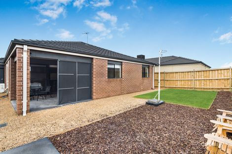 Property photo of 14 Azolla Avenue Werribee VIC 3030