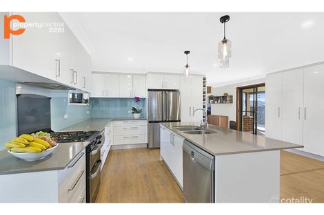 Property photo of 16 The Glen Berkeley Vale NSW 2261
