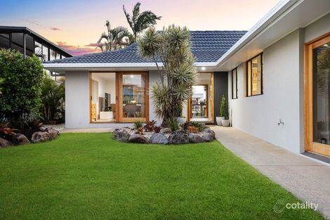 Property photo of 124 Monaco Street Broadbeach Waters QLD 4218