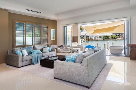Property photo of 33 Royal Albert Crescent Paradise Point QLD 4216