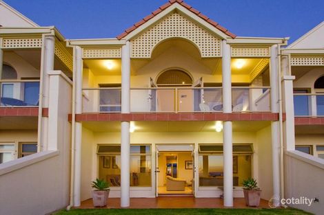 2/33 Esplanade, Henley Beach South, SA 5022