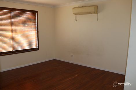 Property photo of 20 Kingfisher Court Regency Downs QLD 4341