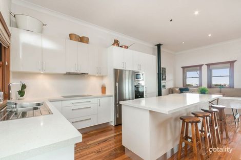 12a Kitchener Rd, Melville, WA 6156