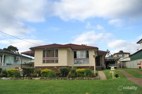 Property photo of 18 Renfrew Crescent Edgeworth NSW 2285