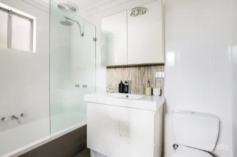 Property photo of 35 Rofe Street Leichhardt NSW 2040