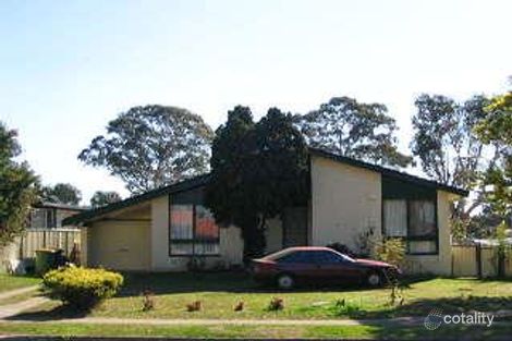 33 Melbourne Rd, St Johns Park, NSW 2176