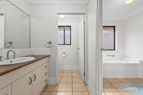 Property photo of 12 Sarah Place Raceview QLD 4305