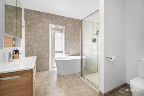 Property photo of 33 Stawell Road Horsham VIC 3400