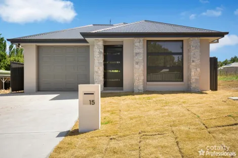 15 Madgwick Dr, Armidale, NSW 2350