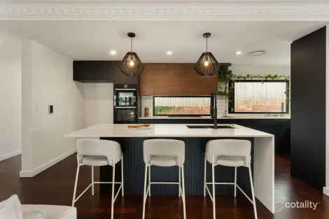 Property photo of 75 Tranters Avenue Camp Hill QLD 4152