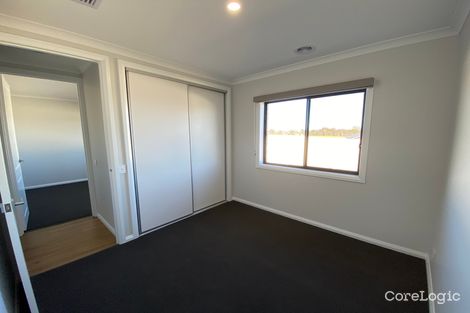 Property photo of 38 Stockman Circuit Thurgoona NSW 2640