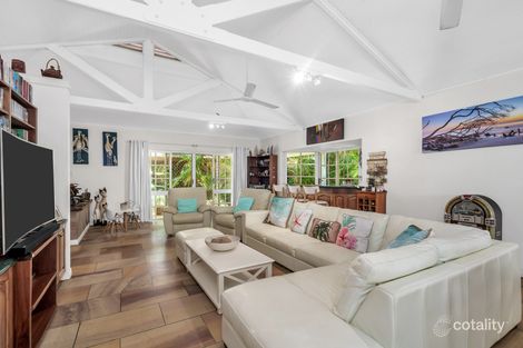 Property photo of 1 Spurwood Close Wongaling Beach QLD 4852