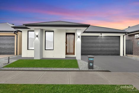 8 Hertford Pl, Strathtulloh, VIC 3338