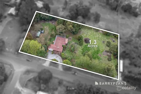 Property photo of 2 Robin Hood Way Drouin VIC 3818