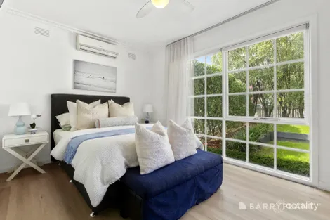 Property photo of 1/31 Robertson Crescent Boronia VIC 3155