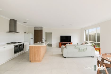 Property photo of 8 Nirvana Road Lakelands WA 6180