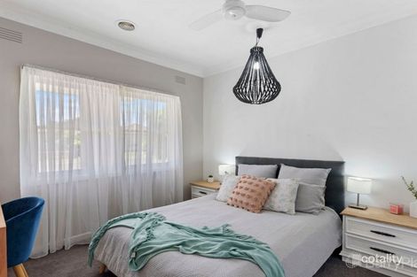 Property photo of 2 Graham Street Kangaroo Flat VIC 3555