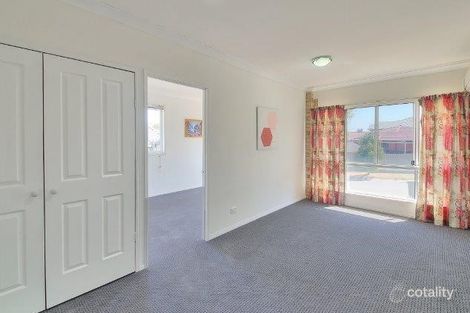 Property photo of 30 Swan Lake Crescent Calamvale QLD 4116