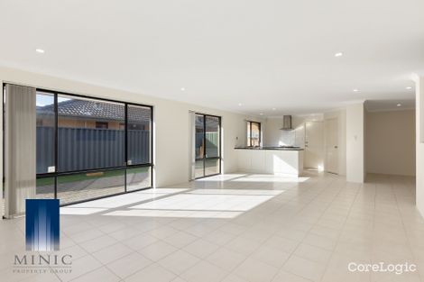 Property photo of 8 Heritage Park Drive Baldivis WA 6171