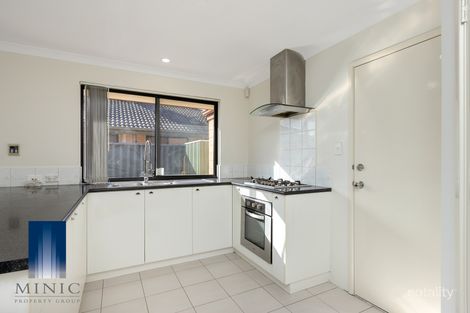 Property photo of 8 Heritage Park Drive Baldivis WA 6171