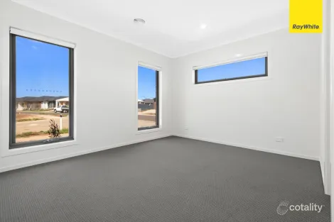 Property photo of 36 Stonefly Circuit Weir Views VIC 3338