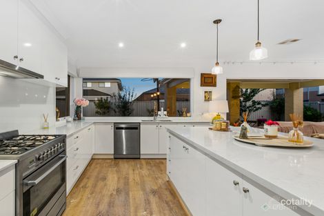 Property photo of 14 Gossamer Way Narre Warren South VIC 3805