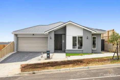 121 Holts Lane, Darley, VIC 3340