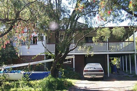 Property photo of 15 Weinholt Street Sherwood QLD 4075
