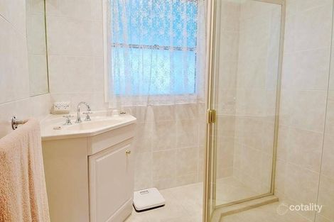 Property photo of 27 Gosford Crescent Broadmeadows VIC 3047