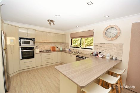 Property photo of 10 Windarra Place Marrangaroo NSW 2790