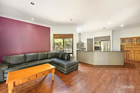 Property photo of 14 Flinders Way Ocean Shores NSW 2483