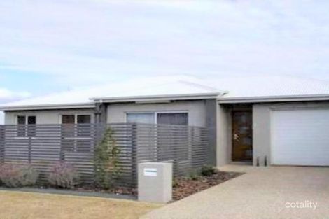 1/13 Sambar Ct, Kearneys Spring, QLD 4350