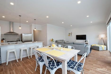 Property photo of 32 Aviator Boulevard Clarkson WA 6030