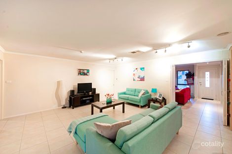 Property photo of 19 Siroset Close Dunlop ACT 2615