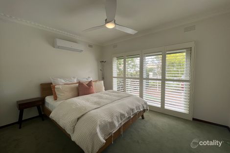 Property photo of 15 June Avenue Hamlyn Heights VIC 3215
