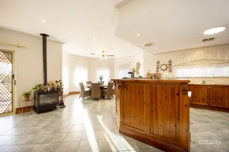 Property photo of 10 Higgins Court Risdon Park South SA 5540