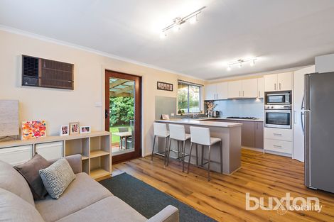 Property photo of 17 Adrian Street Bentleigh East VIC 3165