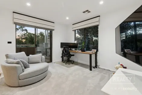 Property photo of 6A Burroughs Road Karrinyup WA 6018