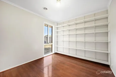 Property photo of 26 Bondfield Street Gungahlin ACT 2912