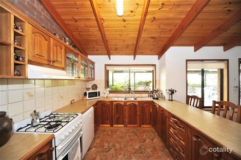 Property photo of 13 Hunter Place Heathcote VIC 3523