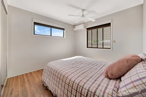 Property photo of 182 Sun Valley Road Kin Kora QLD 4680