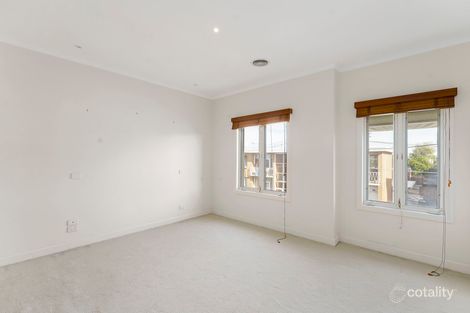 Property photo of 11 Raglan Street Caulfield North VIC 3161